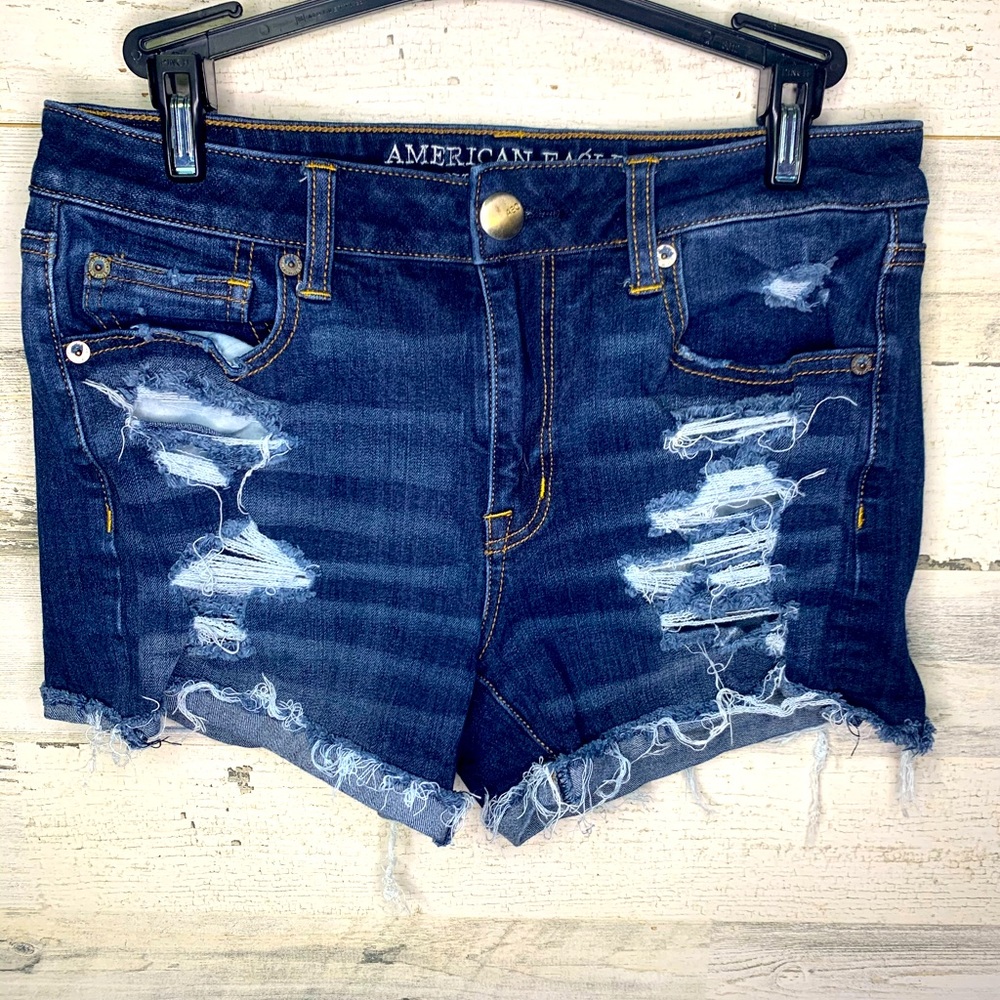 SOLD! ❌American Eagle Outfitters high rise shorts